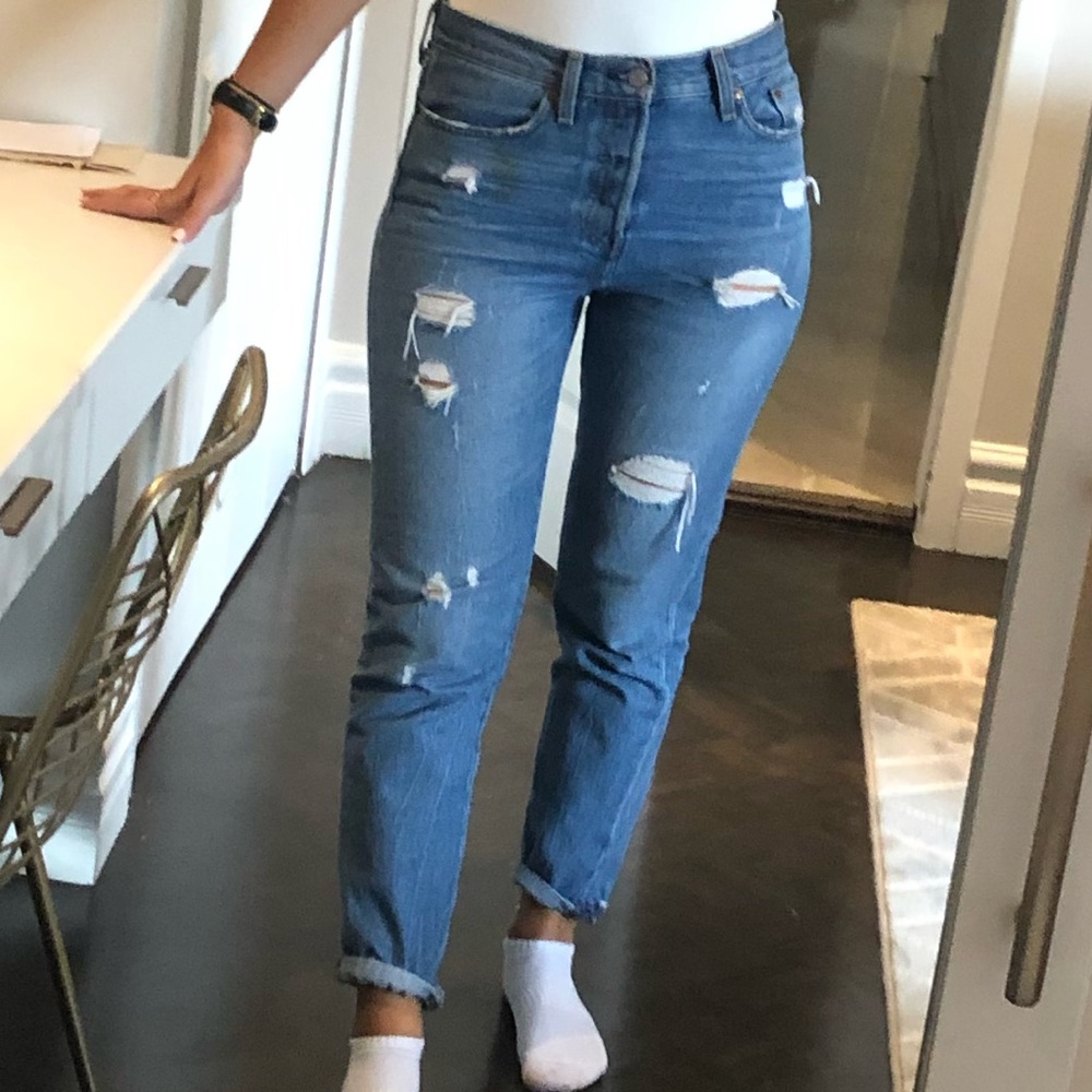 Levi’s wedgie jeans